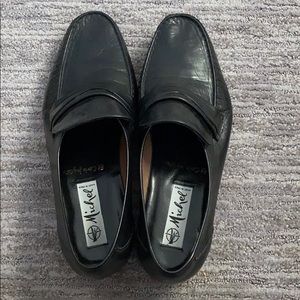 Mens dress shoes